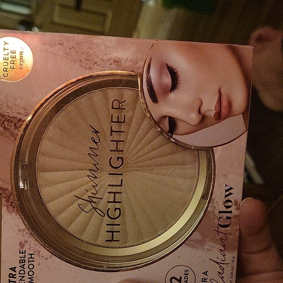 Beauty Concepts Shimmer Duo Highlighter Radiant Glow 16g New Sealed Box - Picture 2 of 3